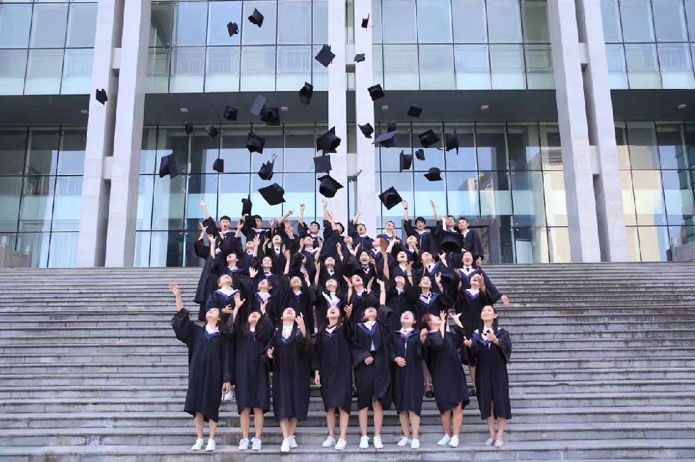 老師，您辛苦啦！